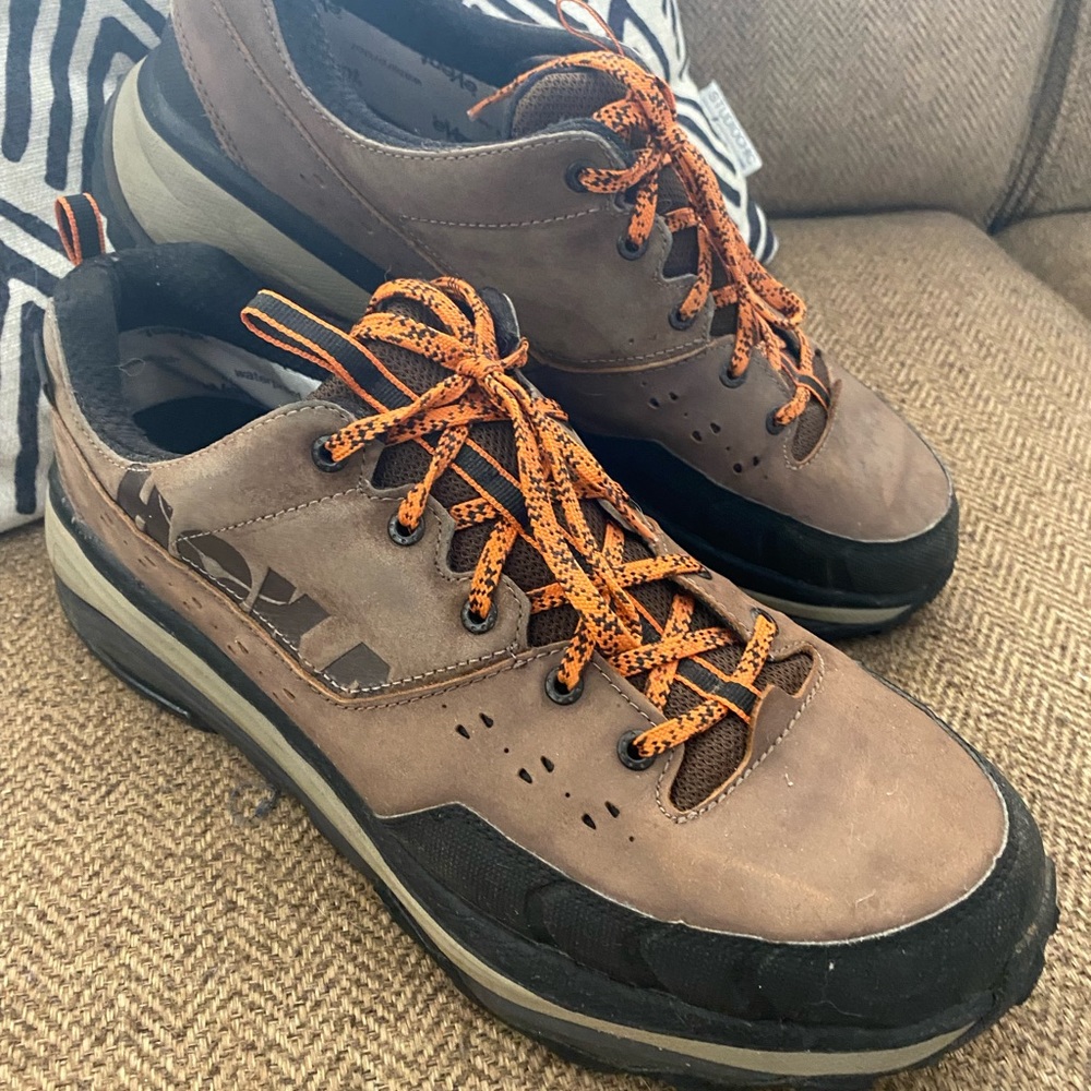 Men’s Hoka shoes eVent Waterproof~Size 14~Brown